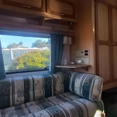 A Very Neat Caravan For 4 With Amenities And View Of The Horses * Barao de Sao Joao